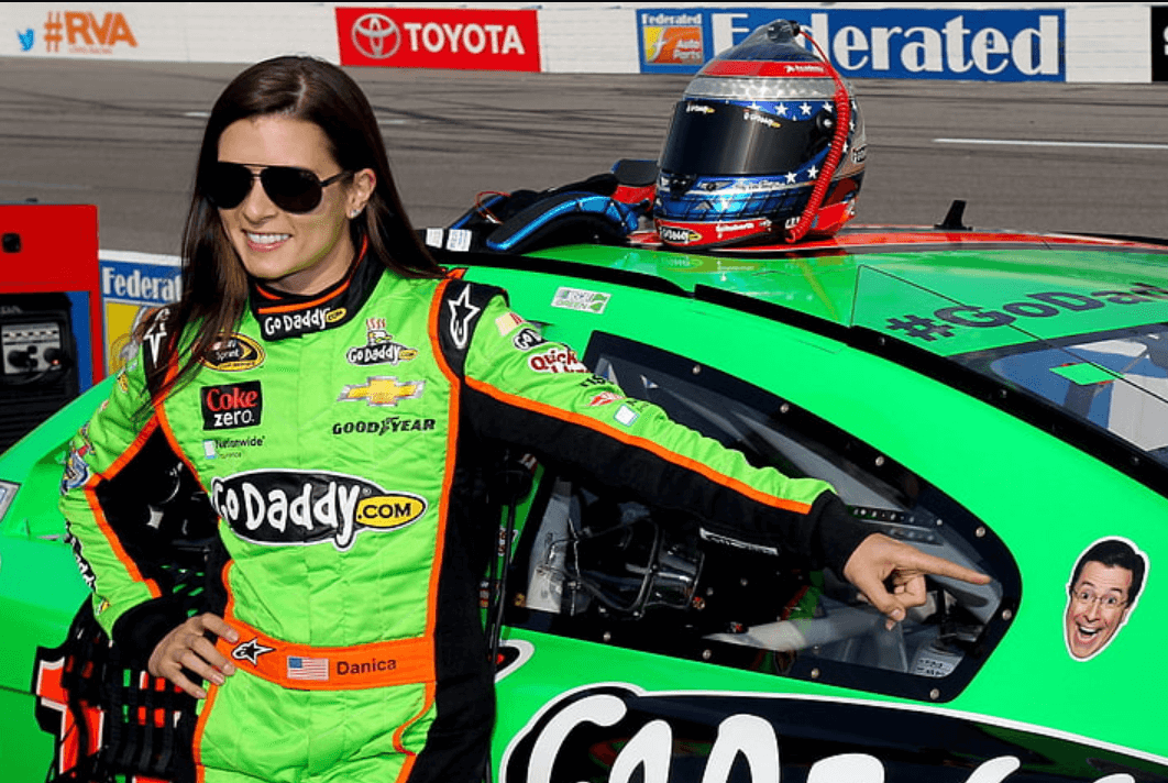 Wallpaper:55slqxqlvx8= Danica Patrick